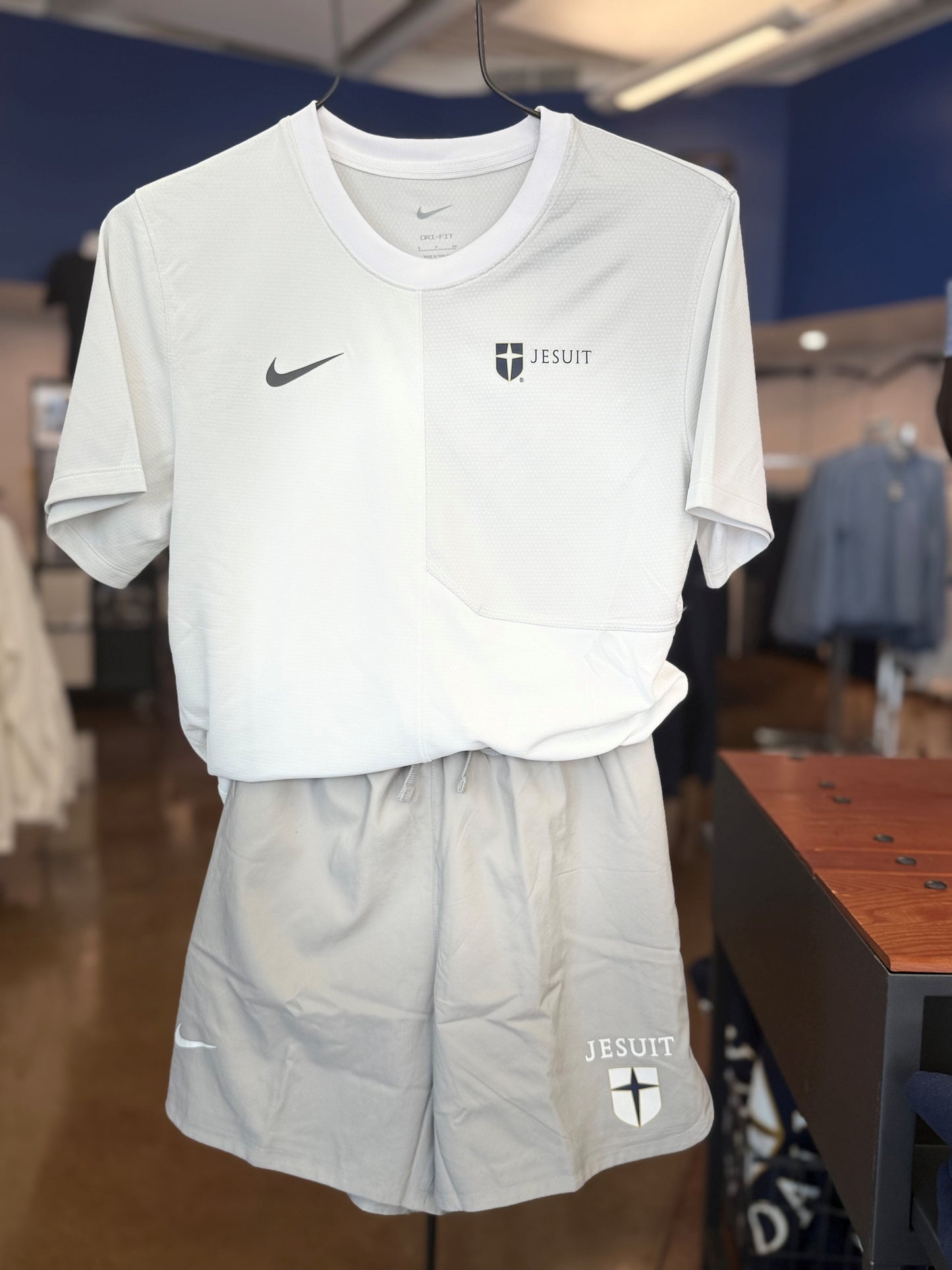 Nike Flow Short (2 colors)